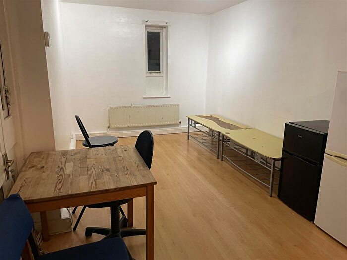 4 Bedroom Flat To Rent In Victoria Street, Leeds, LS3