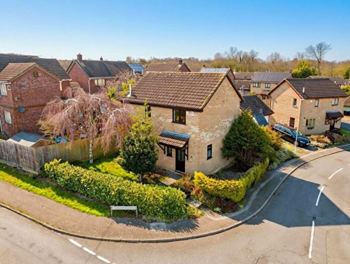 3 Bedroom Detached House For Sale In Sheerwater Drive, Ecton Brook, Northampton, NN3