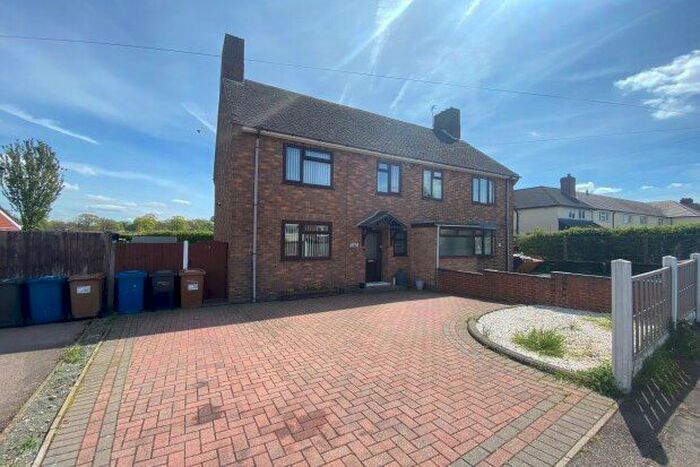 3 Bedroom Property To Rent In Ponesfield Road, Lichfield, WS13