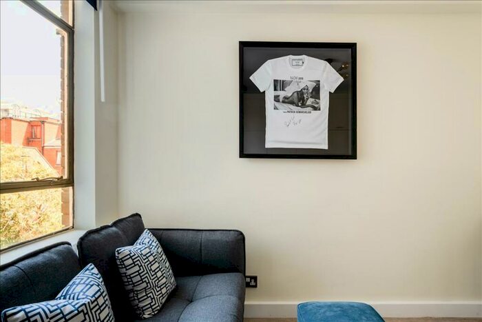 Studio To Rent In Florin Court, Charterhouse Square, Clerkenwell, EC1M