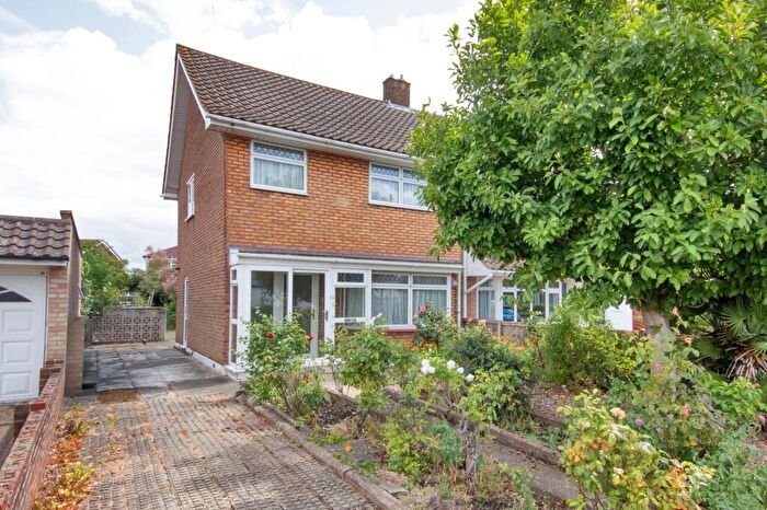 3 Bedroom Semi-Detached House For Sale In Hill Close, Istead Rise, Gravesend, Kent, DA13