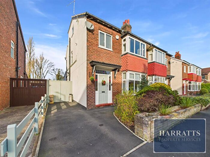 4 Bedroom Semi-Detached House For Sale In Aldersgate Road, Stockport, SK2
