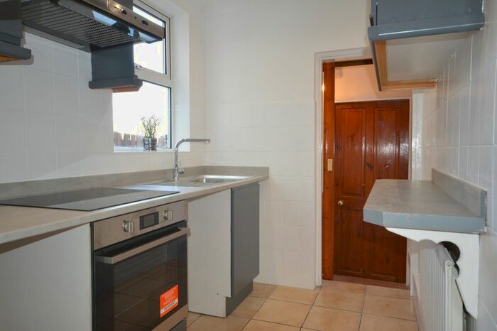 3 Bedroom Terraced House To Rent In Rose Street, Rochester, Kent, ME1