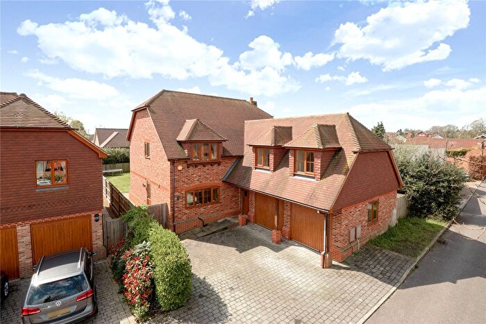 5 Bedroom Detached House To Rent In Oatlands Road, Shinfield, Berkshire, RG2