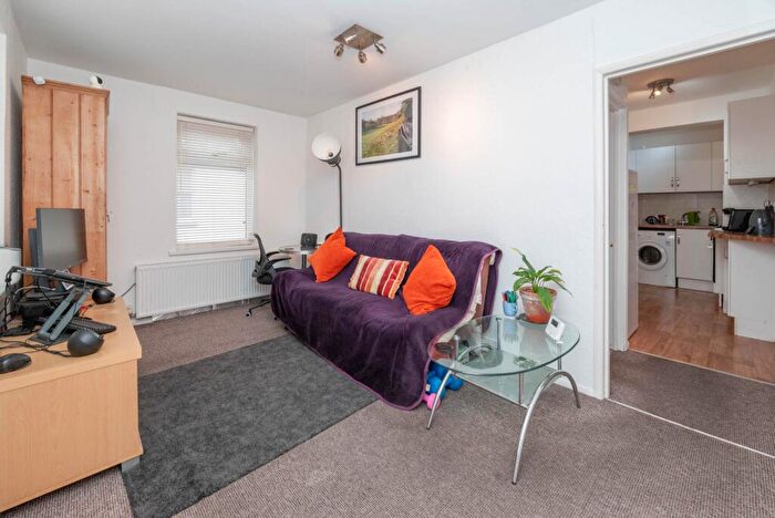 1 Bedroom Apartment For Sale In Claremont Place, Canterbury, CT1