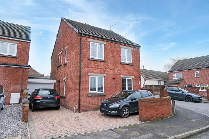 3 Bedroom Detached House For Sale In The Sycamores, Broadmeadows, DE55