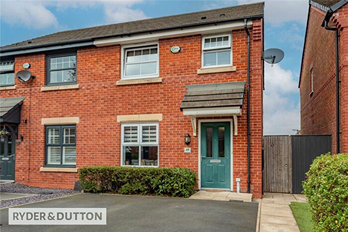 3 Bedroom Semi-detached House For Sale In Ginnell Farm Avenue, Burnedge, Rochdale, Greater Manchester, OL16