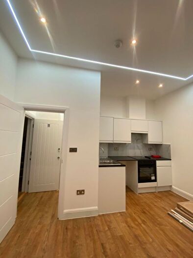 1 Bedroom Flat To Rent In Scarborough Road, London, N4