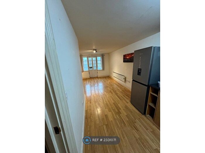 1 Bedroom Flat To Rent In Paper Mill Lane, Bramford, Ipswich, IP8