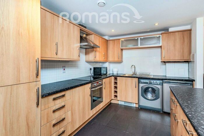 2 Bedroom Apartment To Rent In Clarence Road, SL4