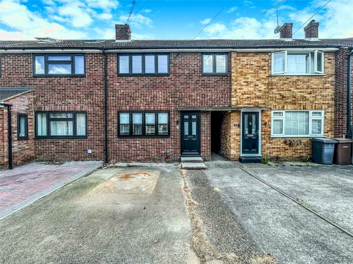 3 Bedroom Terraced House To Rent In Ash Grove, Chelmsford, Essex, CM2