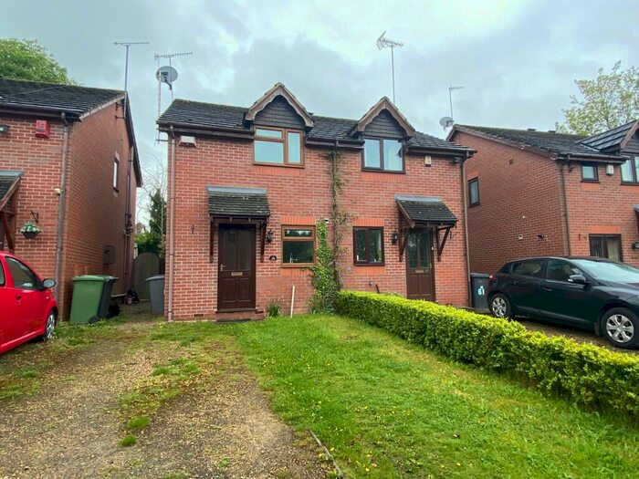 2 Bedroom Terraced House To Rent In Lynwood Drive, Blakedown, Kidderminster, DY10