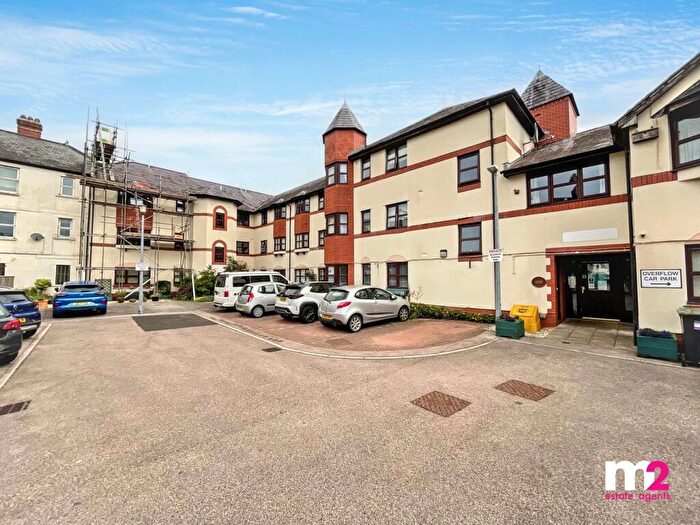 1 Bedroom Flat For Sale In Maryport Street, Usk, NP15