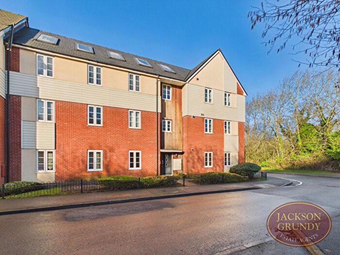 2 Bedroom Flat For Sale In Narrowboat Lane, Pineham Lock, NN4