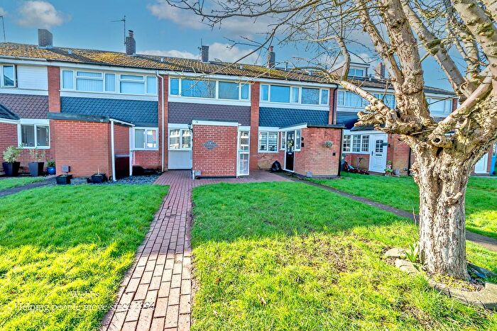 3 Bedroom Property For Sale In Colinwood Close, Walsall, WS6