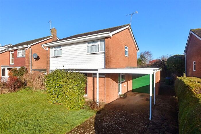 4 Bedroom Detached House For Sale In Bannister Gardens, Storrington, West Sussex, RH20