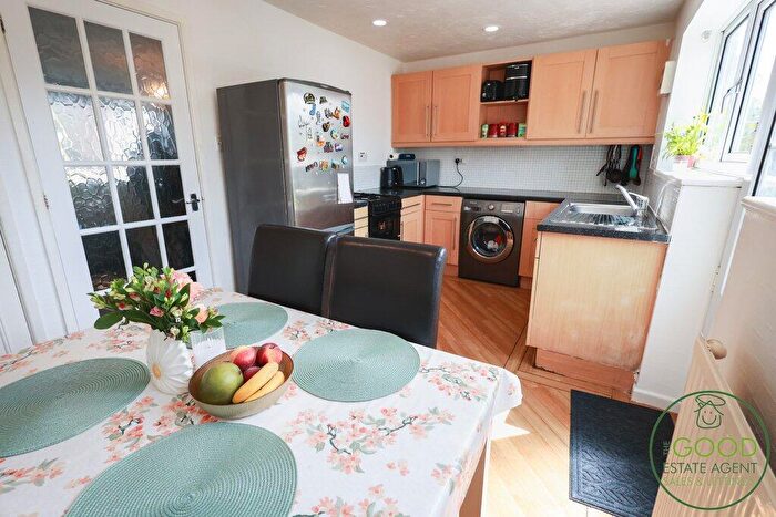 3 Bedroom Semi-Detached House For Sale In Levensgarth Avenue, Preston, PR2