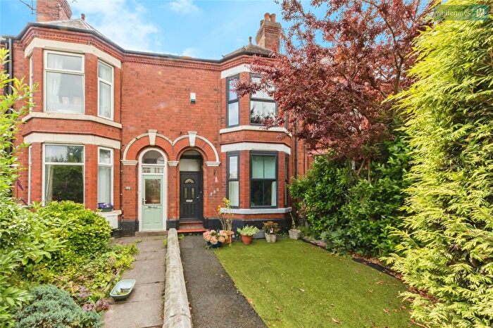 4 Bedroom Terraced House For Sale In Nantwich Road, Crewe, Cheshire, CW2