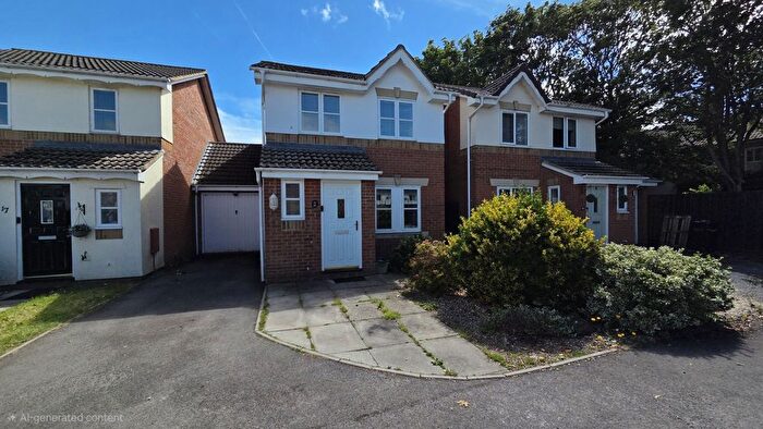 3 Bedroom Detached House To Rent In Compton Close, Taunton, TA2