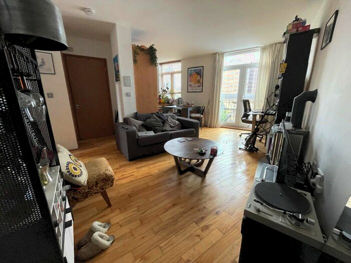 1 Bedroom Flat To Rent In Bridport Place, London, N1