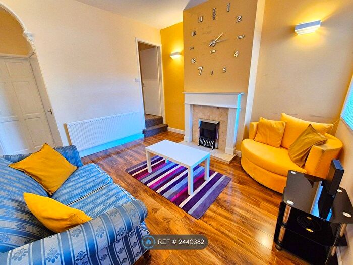 3 Bedroom Terraced House To Rent In Watford Street, Stoke-On-Trent, ST4