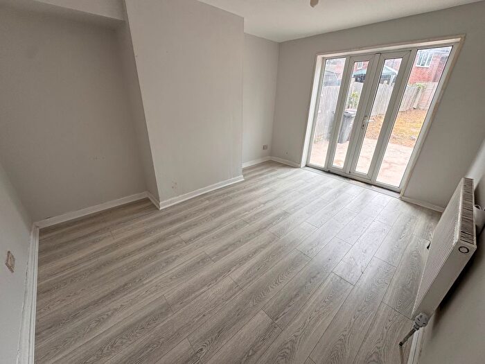 3 Bedroom Terraced House To Rent In Pinson Road, Willenhall, Wolverhampton, WV13