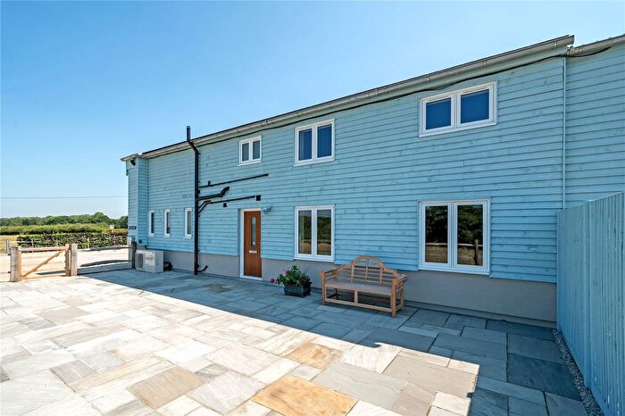 3 Bedroom Terraced House To Rent In Port Hill, Orpington, Kent, BR6