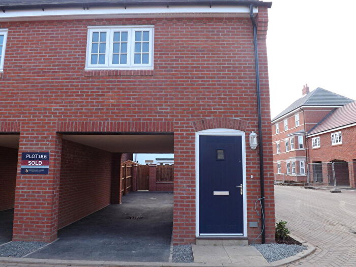 2 Bedroom Apartment To Rent In Banbury Heath, Great Denham, MK40