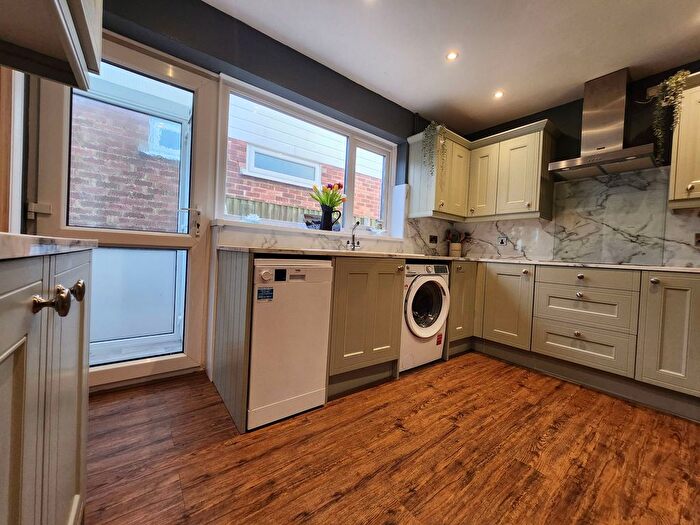 3 Bedroom Bungalow For Sale In Eastchurch Road, Cliftonville, Margate, CT9