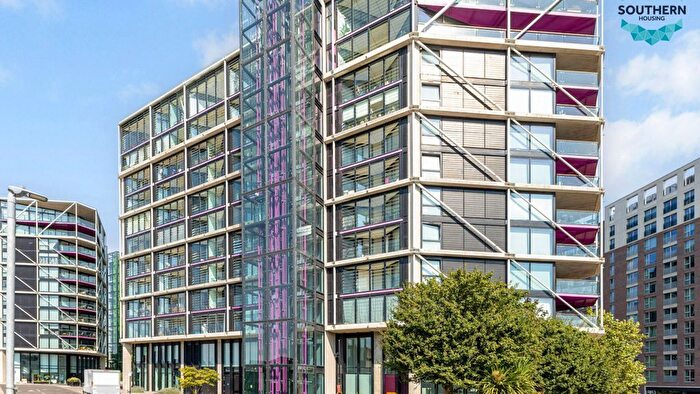 1 Bedroom Flat For Sale In Riverlight Quay, Battersea, London, SW11