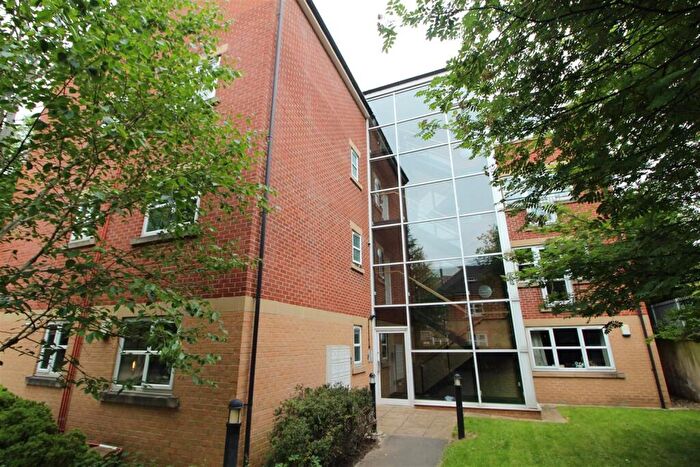 2 Bedroom Apartment To Rent In Abbey Court, Abbey Court, Leeds, LS5