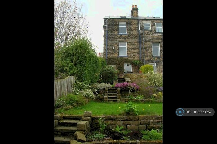 3 Bedroom Semi-Detached House To Rent In Low Road, Sheffield, S6