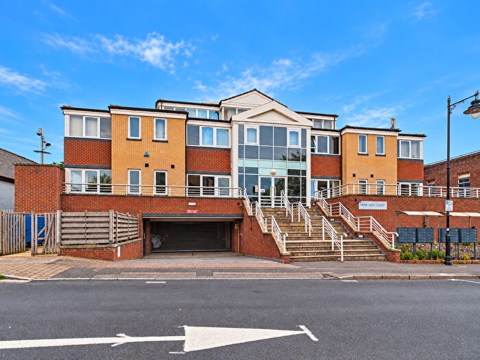 1 Bedroom Flat For Sale In Parkview Court, Victoria Street, Basingstoke, RG21