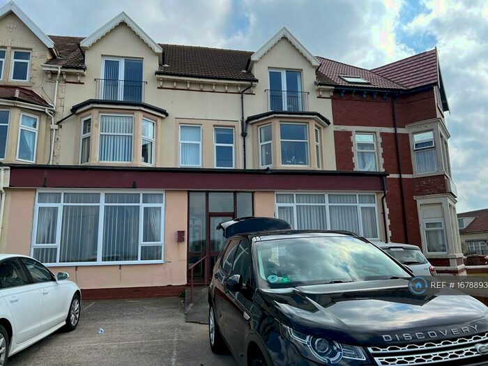 1 Bedroom Flat To Rent In Queens Promenade, Blackpool, FY2