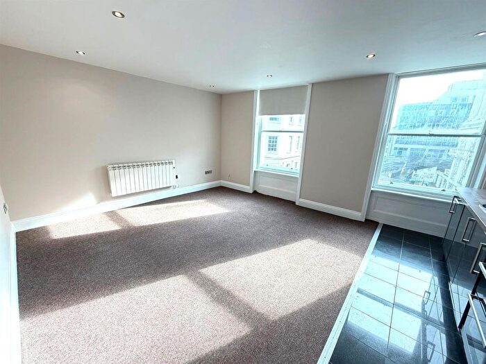 1 Bedroom Flat To Rent In Bartholomews, Brighton, BN1