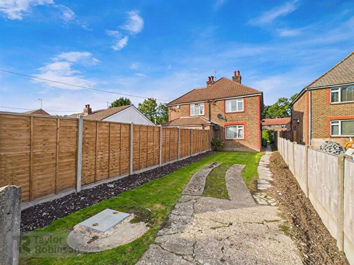 3 Bedroom Semi-Detached House For Sale In Green Lane, Northgate, Crawley, RH10