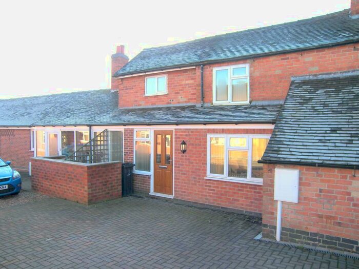 2 Bedroom Cottage To Rent In Morley Road, Chaddesden, Derby, DE21