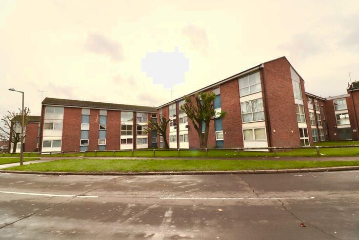 2 Bedroom Flat To Rent In Ashlands Court Tilbury, RM18