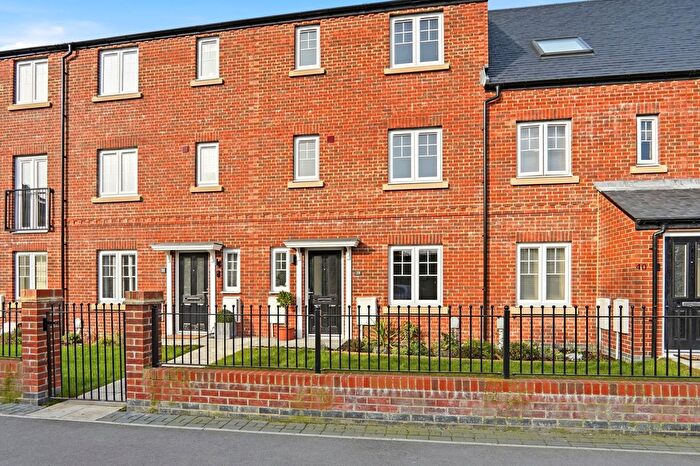 4 Bedroom Terraced House For Sale In Grosvnor Road, York, YO30