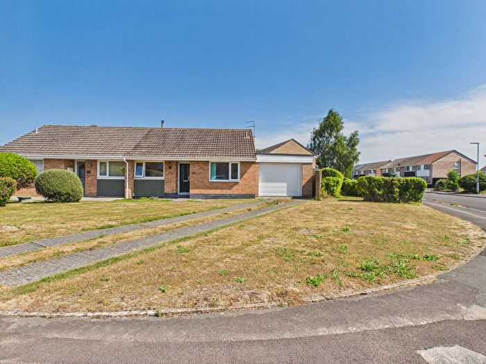 3 Bedroom Semi Detached Bungalow For Sale In Fir Tree Close, Bridgwater, TA6
