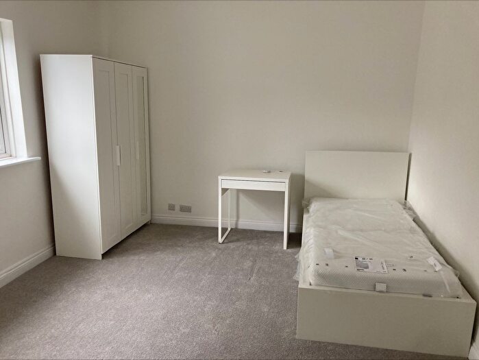 4 Bedroom Property To Rent In Padwell Road, Southampton, SO14