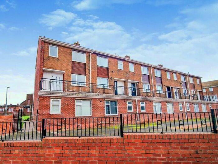 2 Bedroom Maisonette To Rent In Byron Close, Choppington, Northumberland, NE62