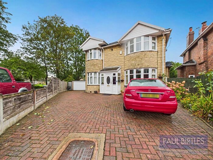 4 Bedroom Detached House For Sale In Conway Road, Davyhulme, Trafford, M41