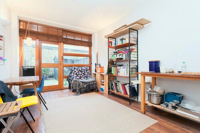 Studio To Rent In Ellingfort Road, London Fields, E8