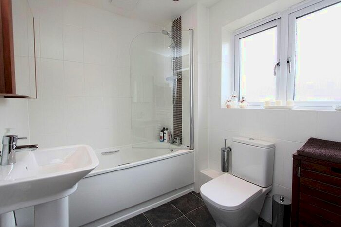 3 Bedroom Semi-Detached House To Rent In Milbury Farm Meadow, Exminster, Exeter EX6
