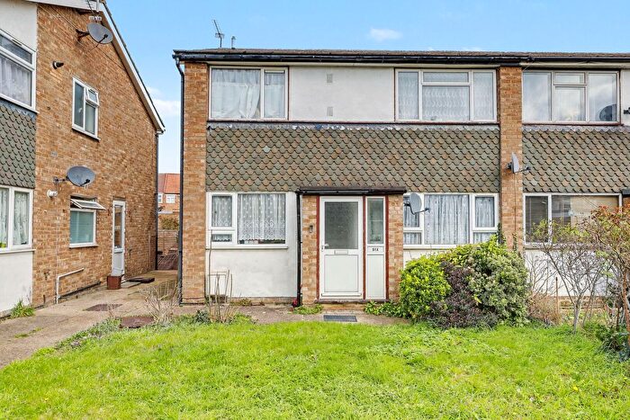 2 Bedroom Property For Sale In Kennedy Avenue, Enfield, EN3