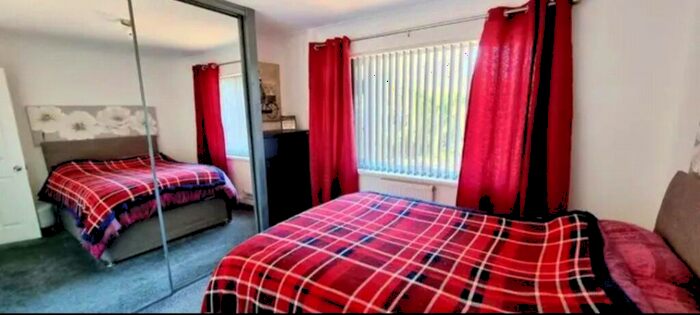 3 Bedroom Bungalow For Sale In Lon Llwyd, Glanamman, Ammanford, Carmarthenshire, SA18