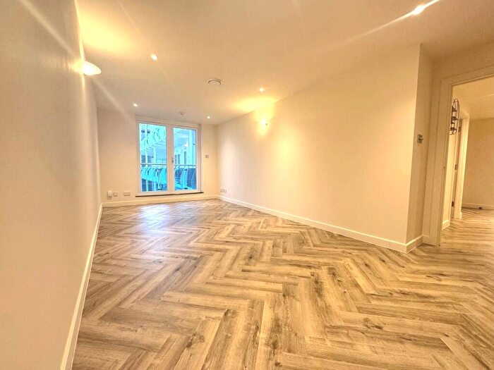 1 Bedroom Apartment To Rent In Lyon Road, Harrow, HA1