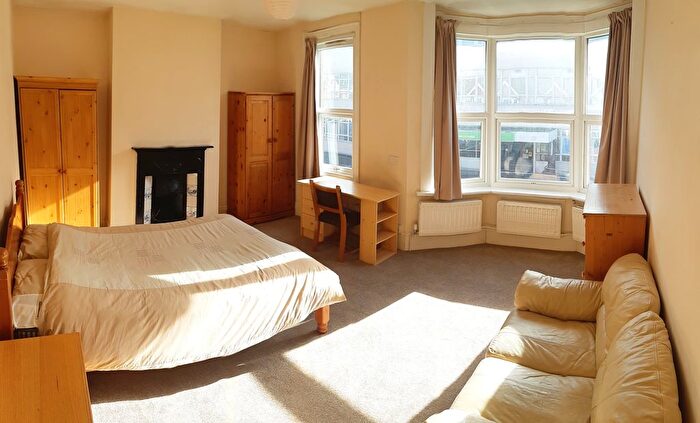 1 Bedroom Property To Rent In Charlecote Road, Worthing, BN11