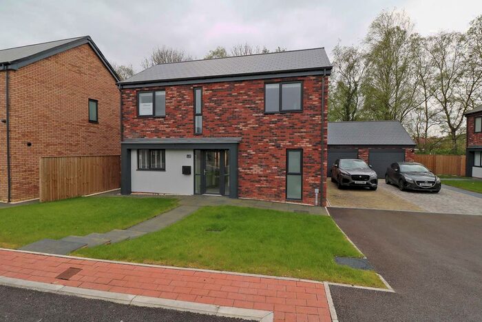 1 Bedroom Detached House To Rent In Horseshoe Close, Belton, DN9